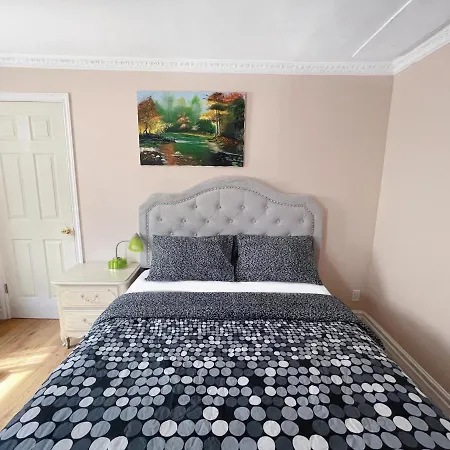 Niagara Fall Holiday Home - Close To The Fall, 3 Mins Drive